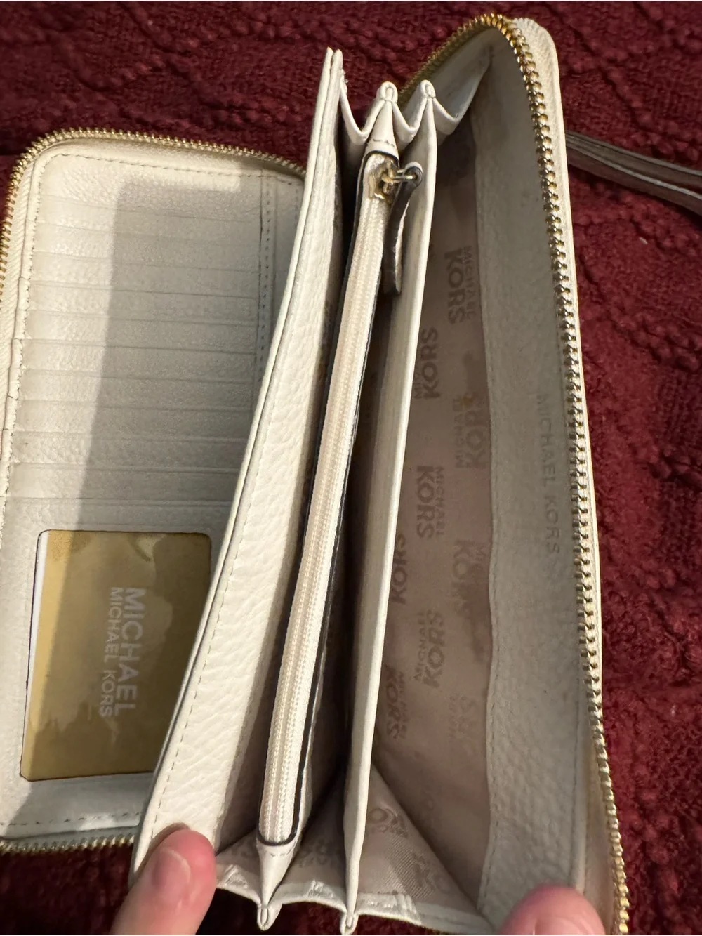 Michael Kors Jet Set Travel Continental Zip Around Wallet Cream Pebbled Leather